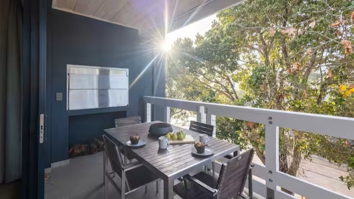 To Let 1 Bedroom Property for Rent in Thesen Islands Western Cape